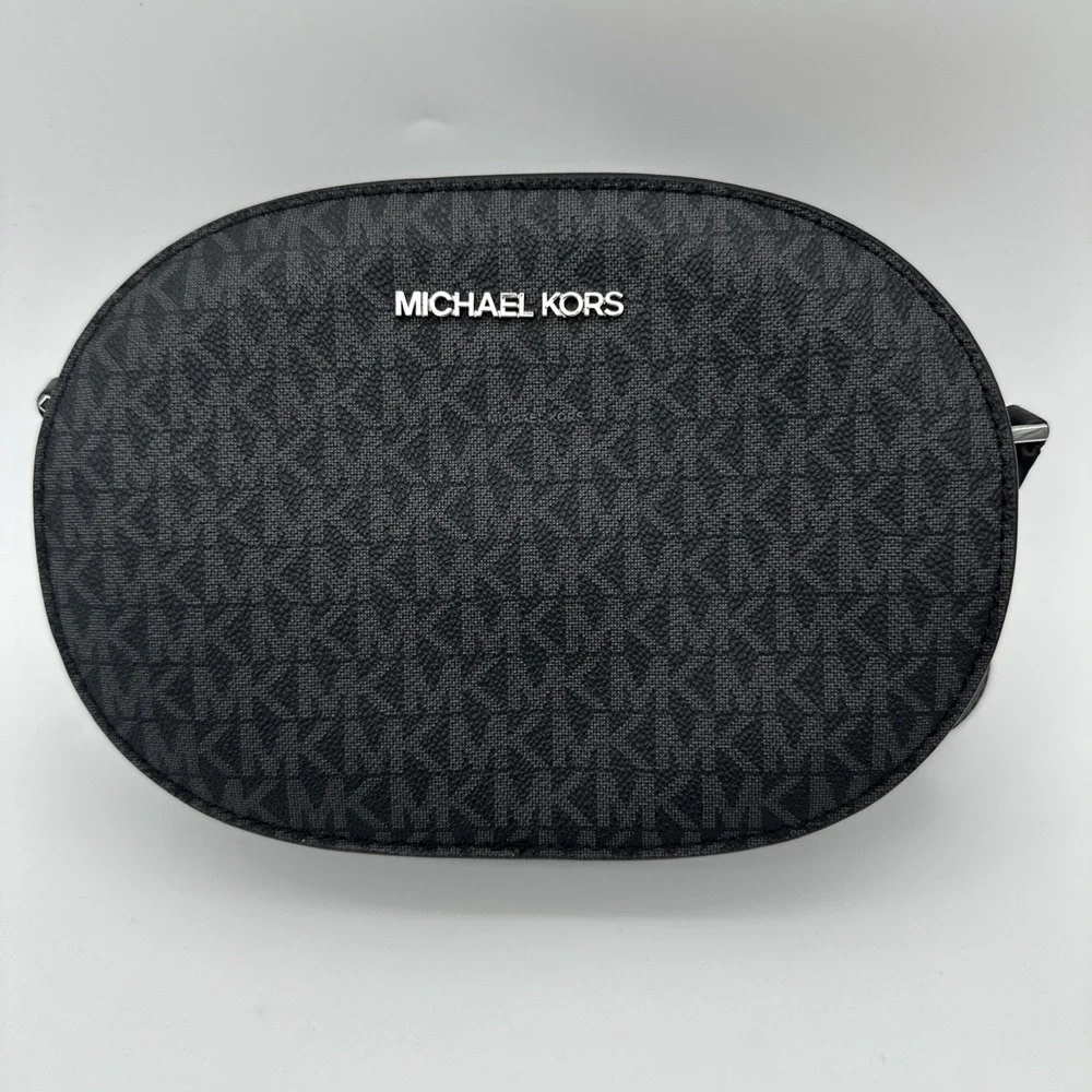 Michael Kors Black Saffiano Leather Jet Set Travel OVAL Crossbody Bag Purse EUC‎